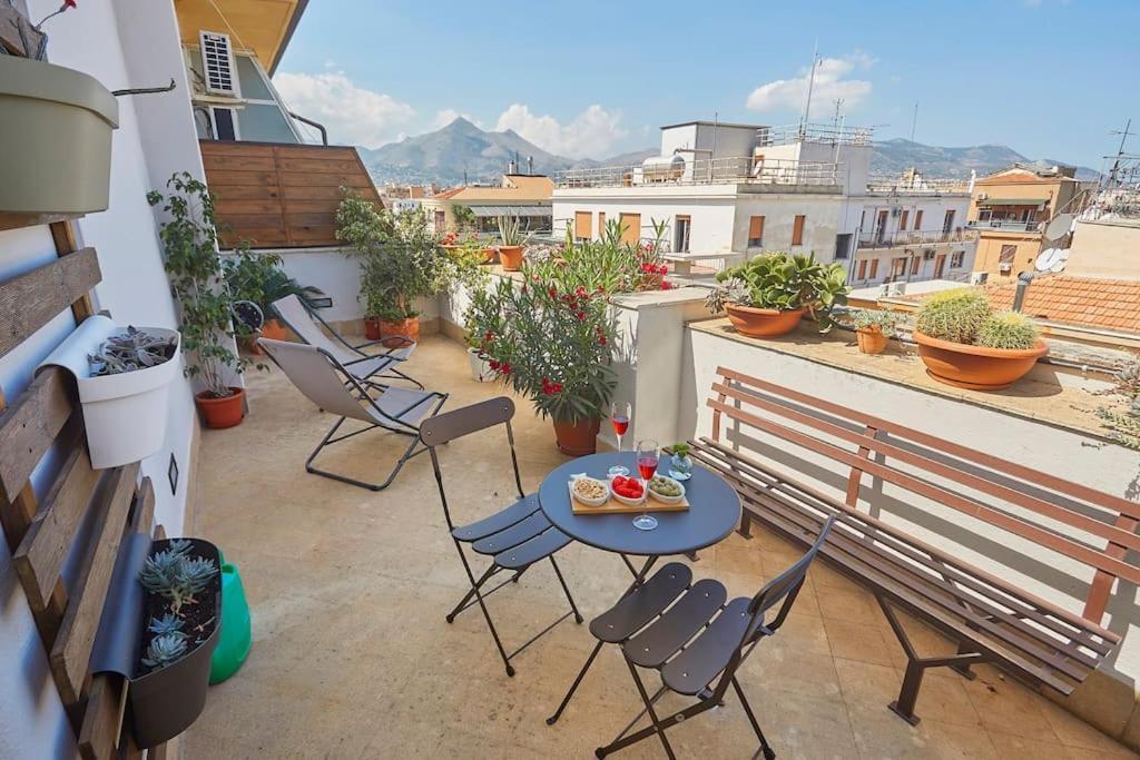 Casa Vale E Giu Apartment Palermo Bagian luar foto
